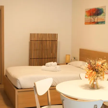 Valentia Modern And Comfortable Beachside Style-3
