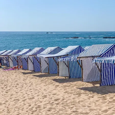 Carisan1 - 6 Min To Beach, Modern, Bright-3