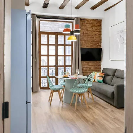Ciutat Vella Modern Apartments-3