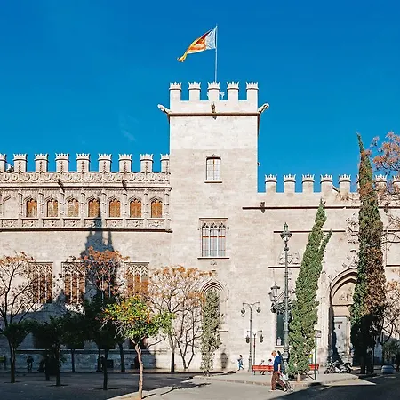 Unik. Apartments Valencia-3