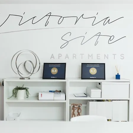 Victoria Site-Luxury Center-3