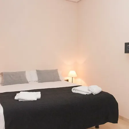Bet Apartments - Canovas Rooms-2