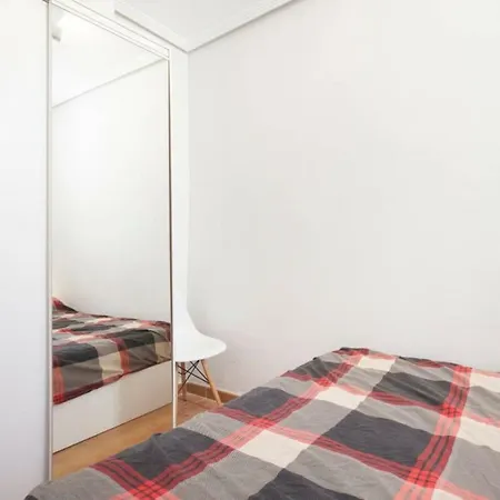 Luminous & Cosy Down Town Apartment-2