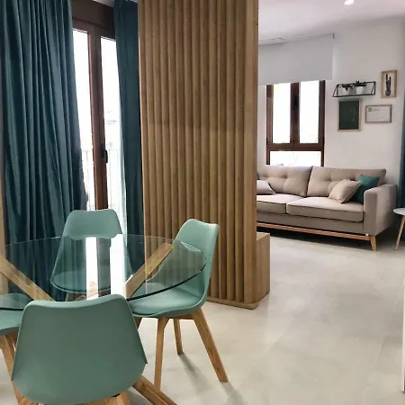 Apartamento Joseph , luminoso, bonito y muy céntrico-3