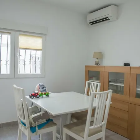 Apartamento Cerca De La Playa Y El Centro-2