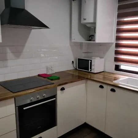 Apartamento cerca de la playa y Ciudad de las Ciencias-3