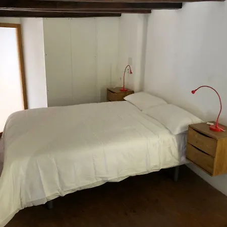 Cozy En Blanch. Center-2