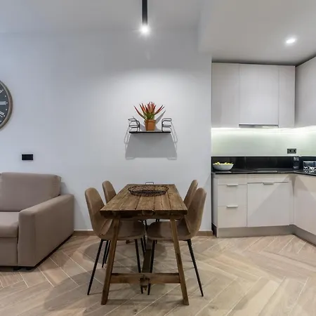 Goerlich By Alma Suites-2