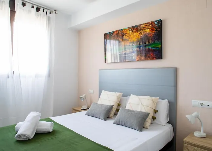 Florit Flats - The Malvarrosa Beach Apartment & Free Parking