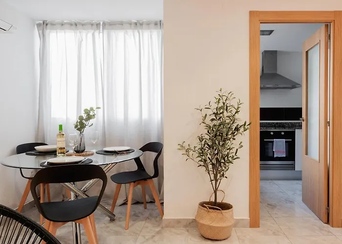 Apartamentos Fv Flats Valencia - Mestalla 9, Spagna