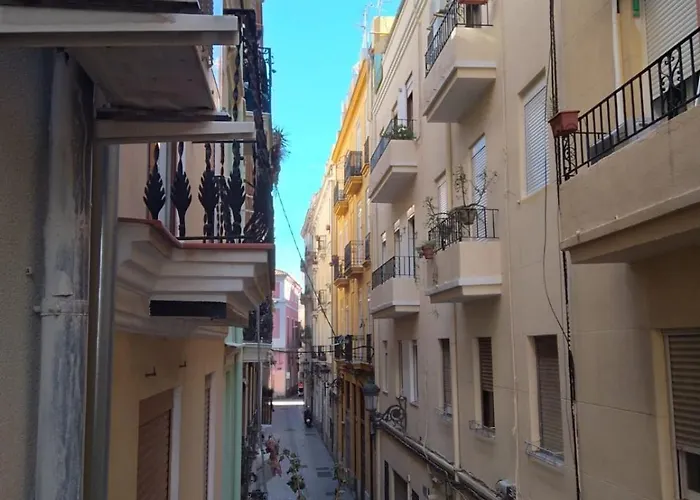Your Valencia Home