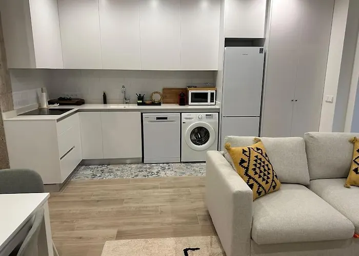 Precioso Apartamento Con Patio. Pyp