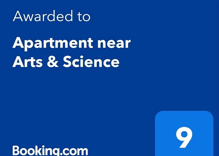 Near Arts & Science