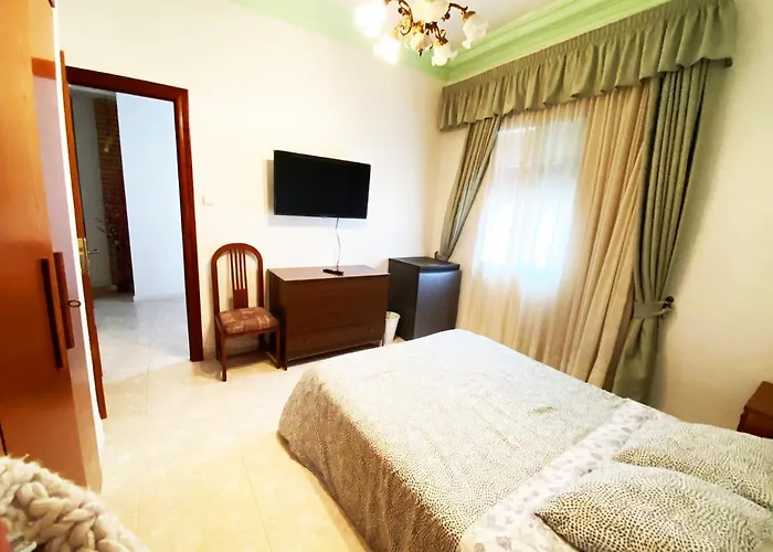 La Malvarrosa Beach Rooms In Shared Apartment