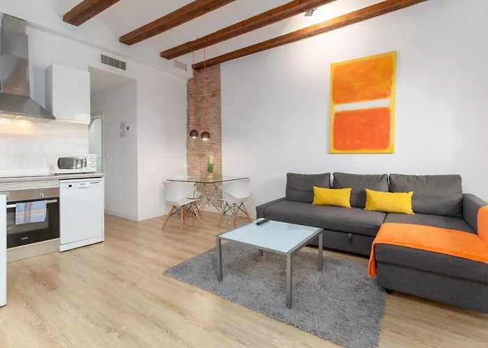 Baron Suites Reina Valenza, Spagna