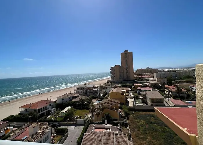 Apartamento con acceso directo a la playa