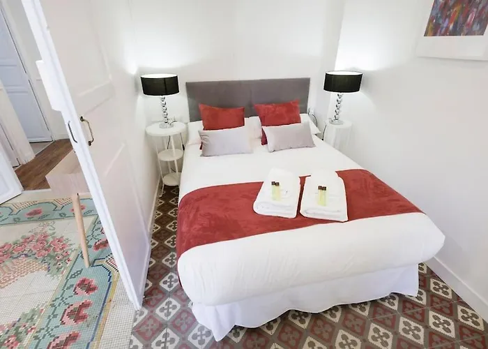 Appartamento Family Century House With Terrace And Parking Valenza, Spagna