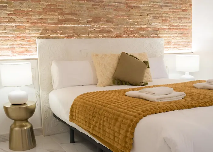 Central Market - Ciutat Vella, Exclusively For Families - Mid-Term Valencia, Spanje