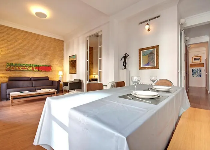 Beds & Breaks Strauss Appartement Valencia, Spanje