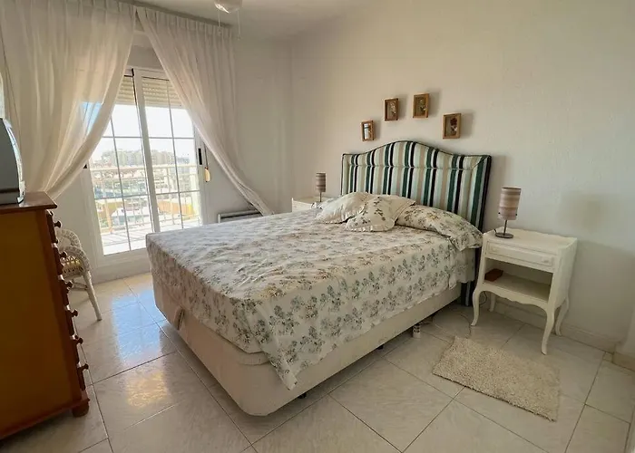 Apartamento con acceso directo a la playa