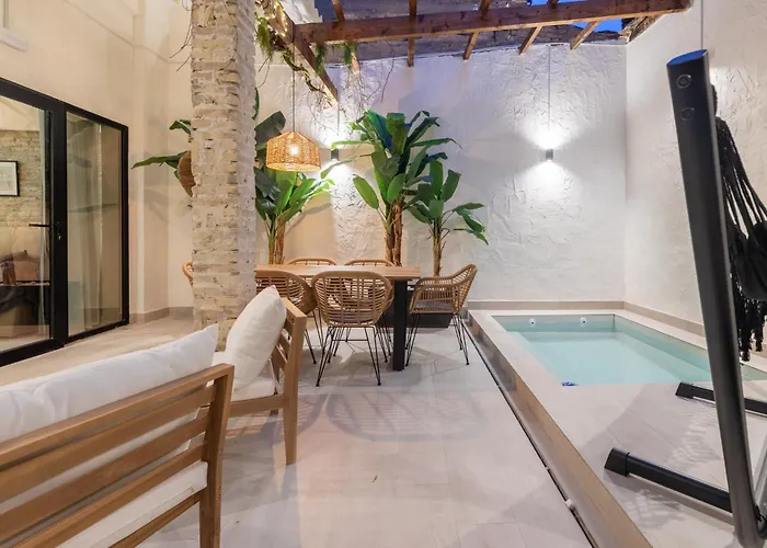 Apartamento con piscina y terraza
