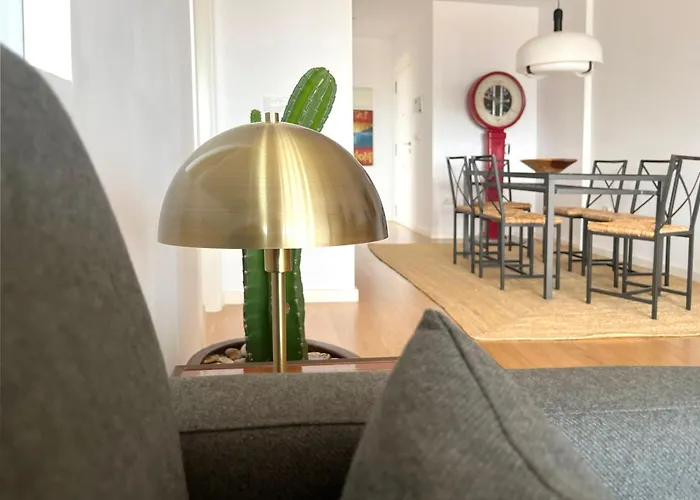 Stylish Well-Connected Beachfront Flat Valencia, Spanje