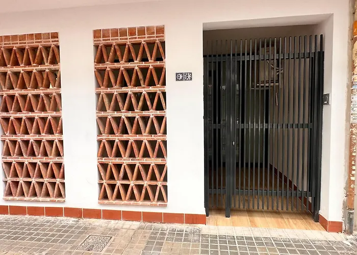 Valencia & Suites Ayora