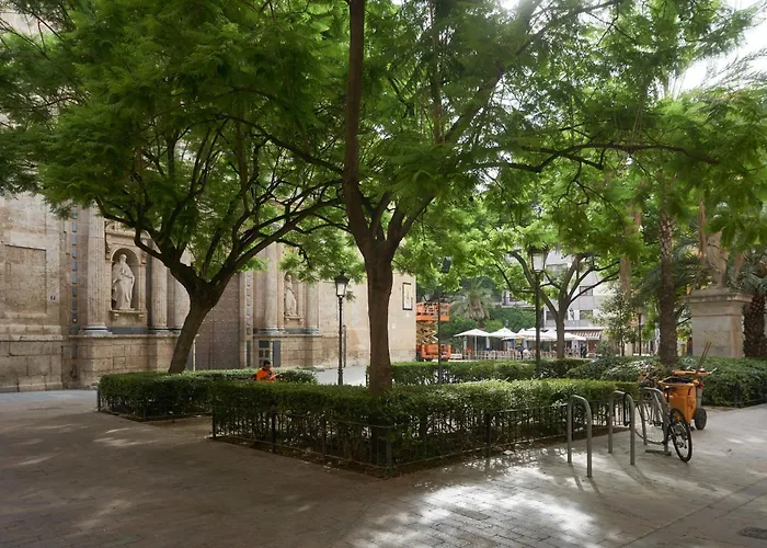 Sunny Cozy Penthouse With A Terrace At Plaza Del Carmen