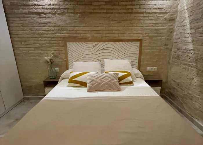 Dream Big With Jacuzzi And Terrace In Ruzafa Appartement Valencia, Spanje
