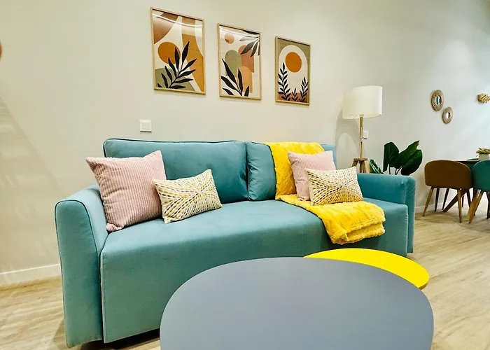 Stylish Studio Near City Center