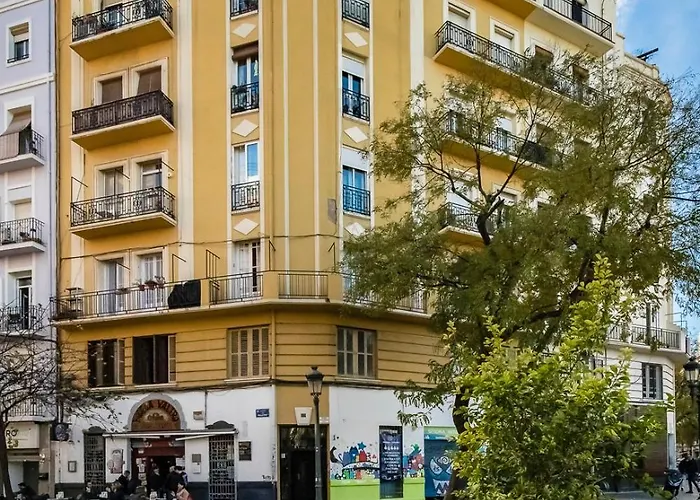 Appartamento Penthouse With Terrace In The Heart Of Valenza, Spagna