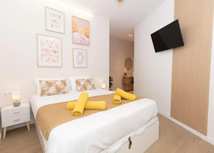 Apartment Casa Novi - Close To Beach, City Center & Metro