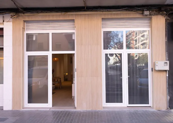 Apartment Casa Novi - Close To Beach, City Center & Metro