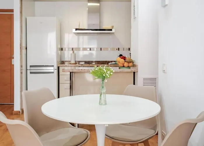 Fivestepstosea - Beach Apartment Valencia, Spanien