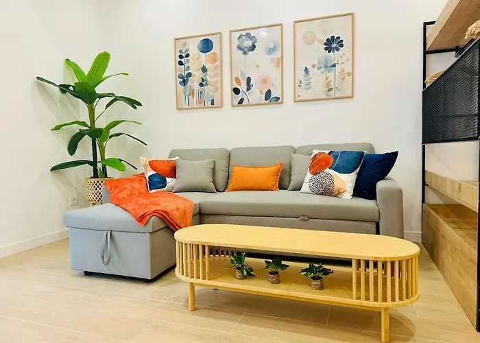 Loft 1 - Space & Conform Close To Center