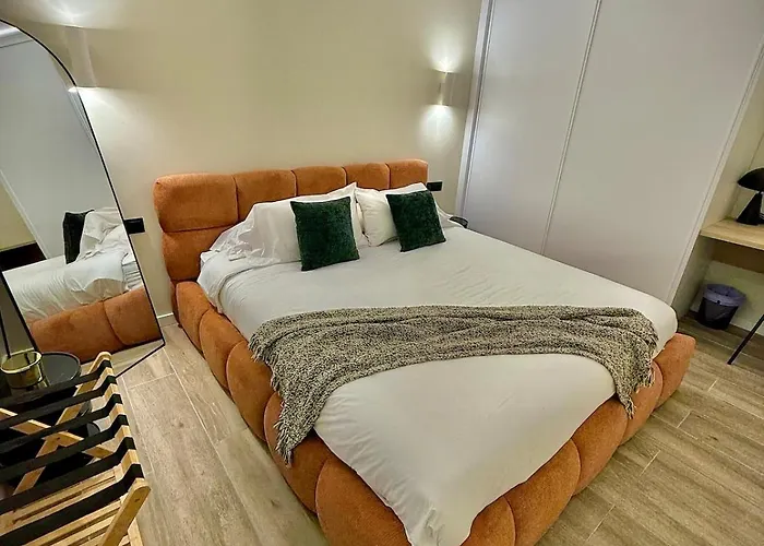 Tao Suite 2 Next To The Aquarium Valenza, Spagna