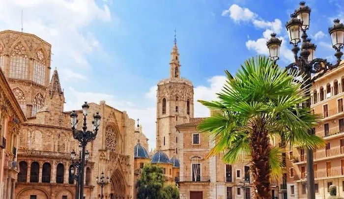 New Apartment 4 Pax Front Central Station Wifi Valencia, Spanje