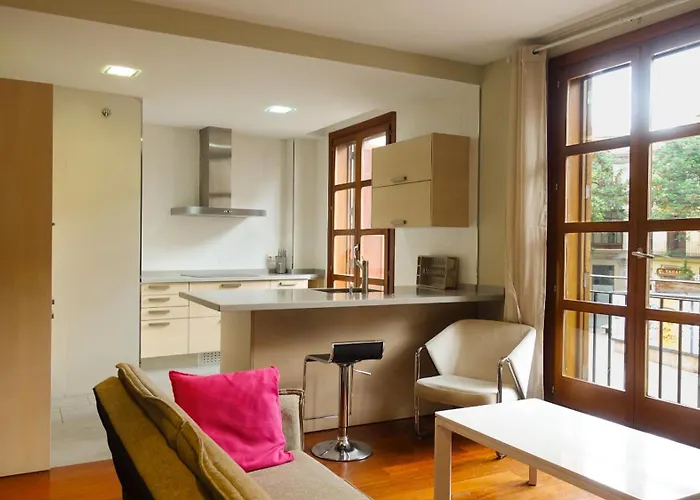 Moderno Apartamento En La Plaza Del Tossal Valenza, Spagna