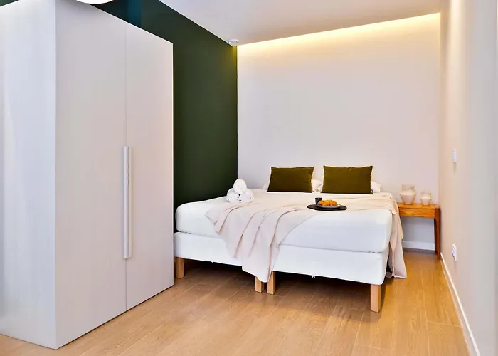Saristays Valencia Modern & O