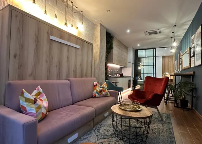 Magnifica Vivienda A Estrenar Junto A Plaza Espana
