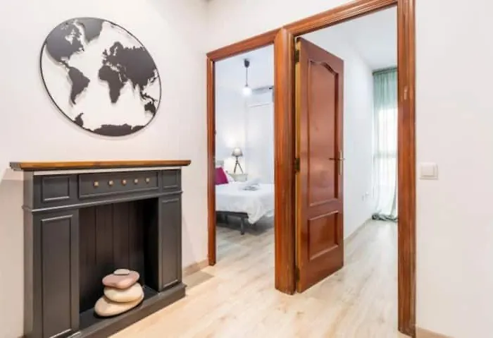 Centrico, 2 habitaciones, confort ascensor,wifi AC