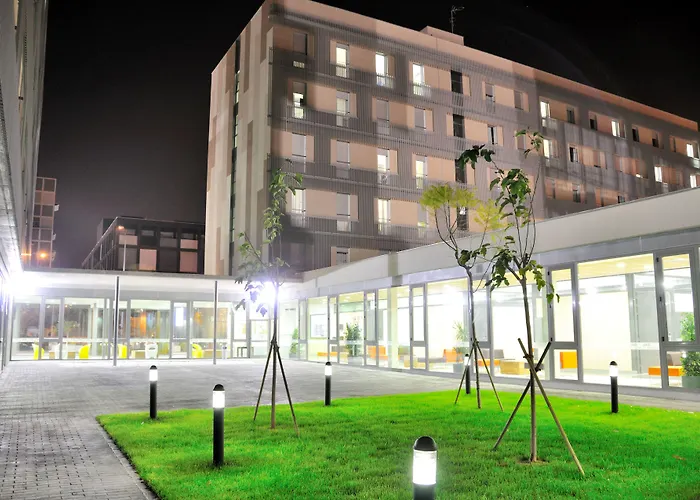 Residencia Universitaria Damia Bonet Valenza, Spagna