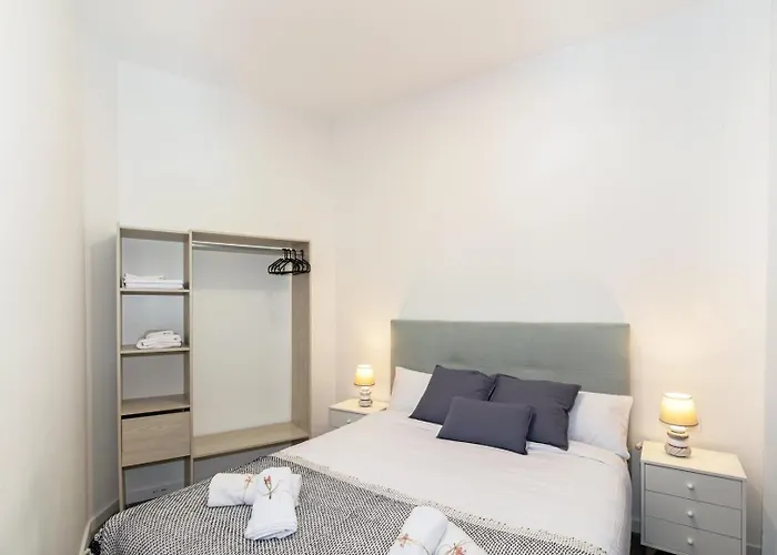 Guestready - Llovera Apartments Valenza, Spagna
