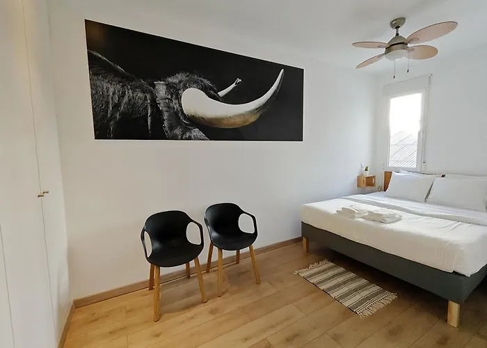 Hola Valencia - Holiday Apartments, Spanien