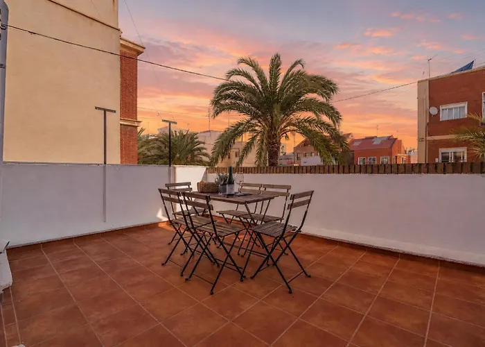 Marina Beach House With Private Terrace Walencja, Hiszpania