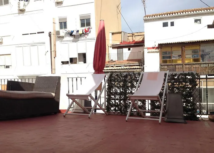Valencian Dreams Non-Touristy Apartament, Spagna