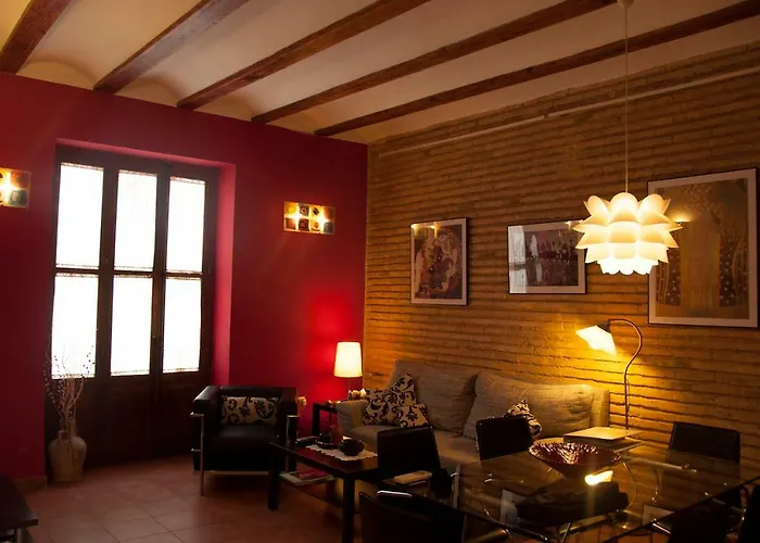 Homely Nest El Carme