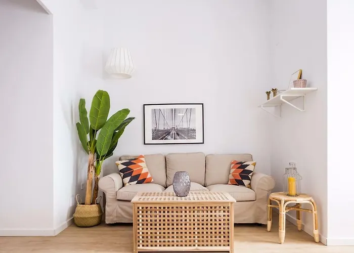 Cozy Valencia City Center!