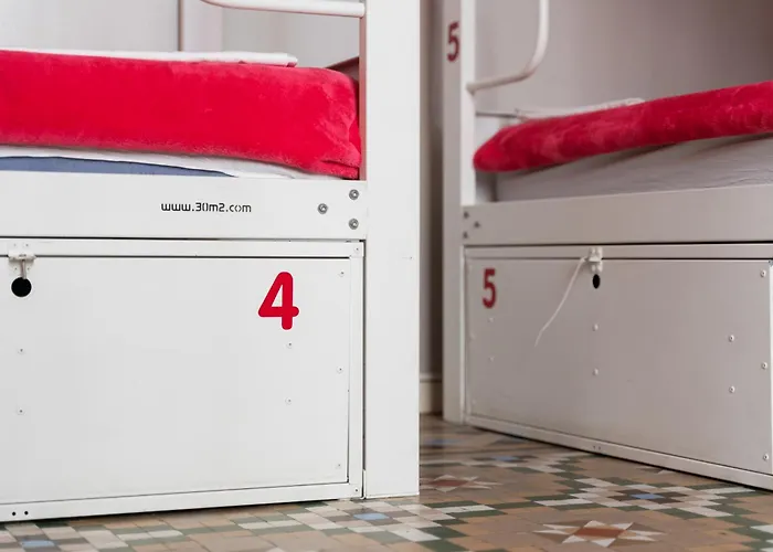 Red Nest Hostel
