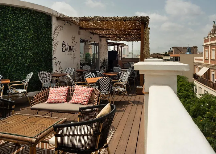 Blanq Carmen Hotel